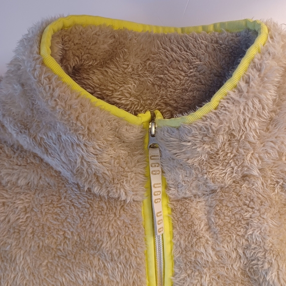 UGG Marlene Sherpa Teddy Jacket Coat Women's Size Large LIKE NEW - Picture 4 of 12